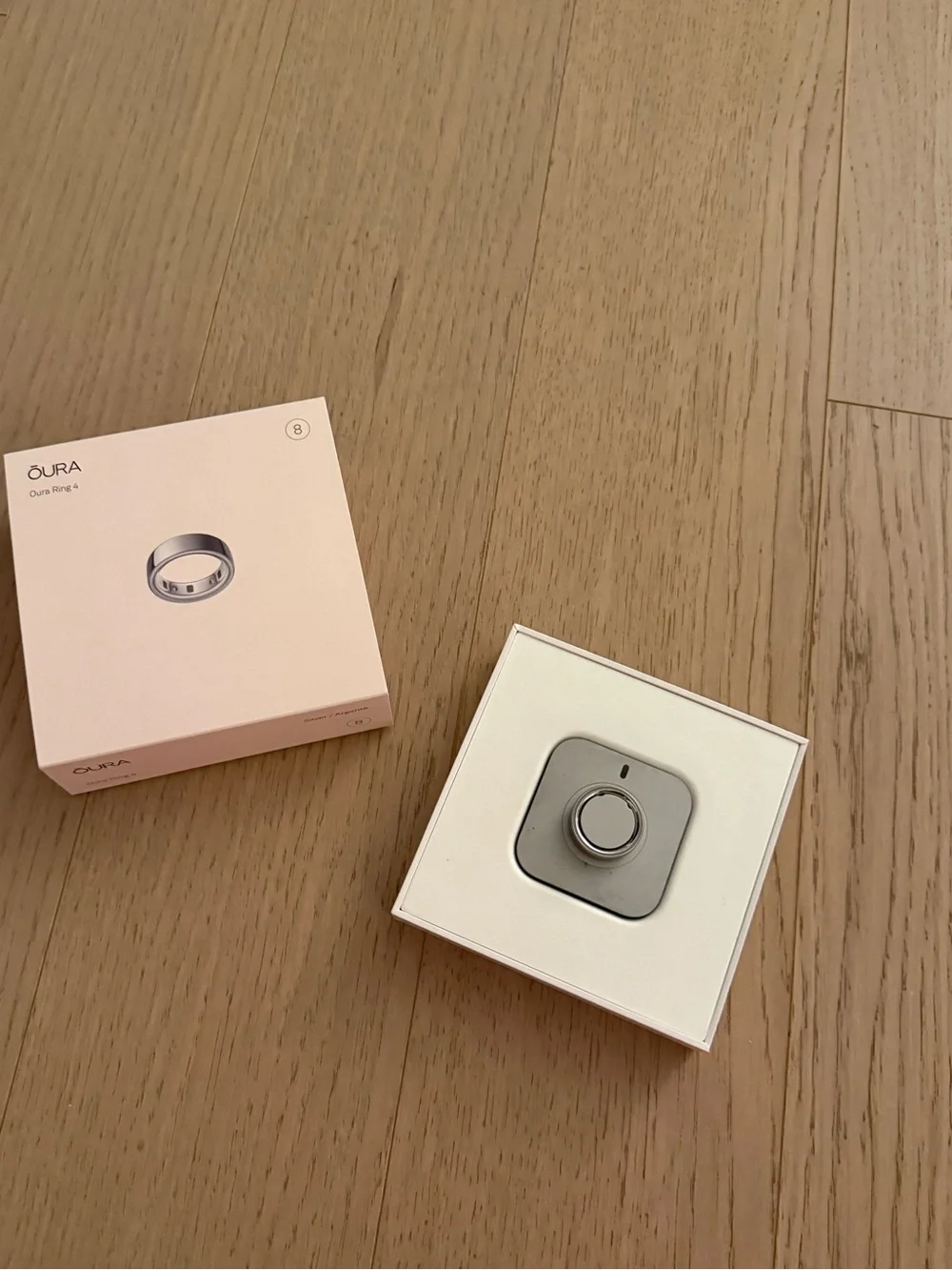 Oura Ring — Silver Metallic Health & Sleep Tracker